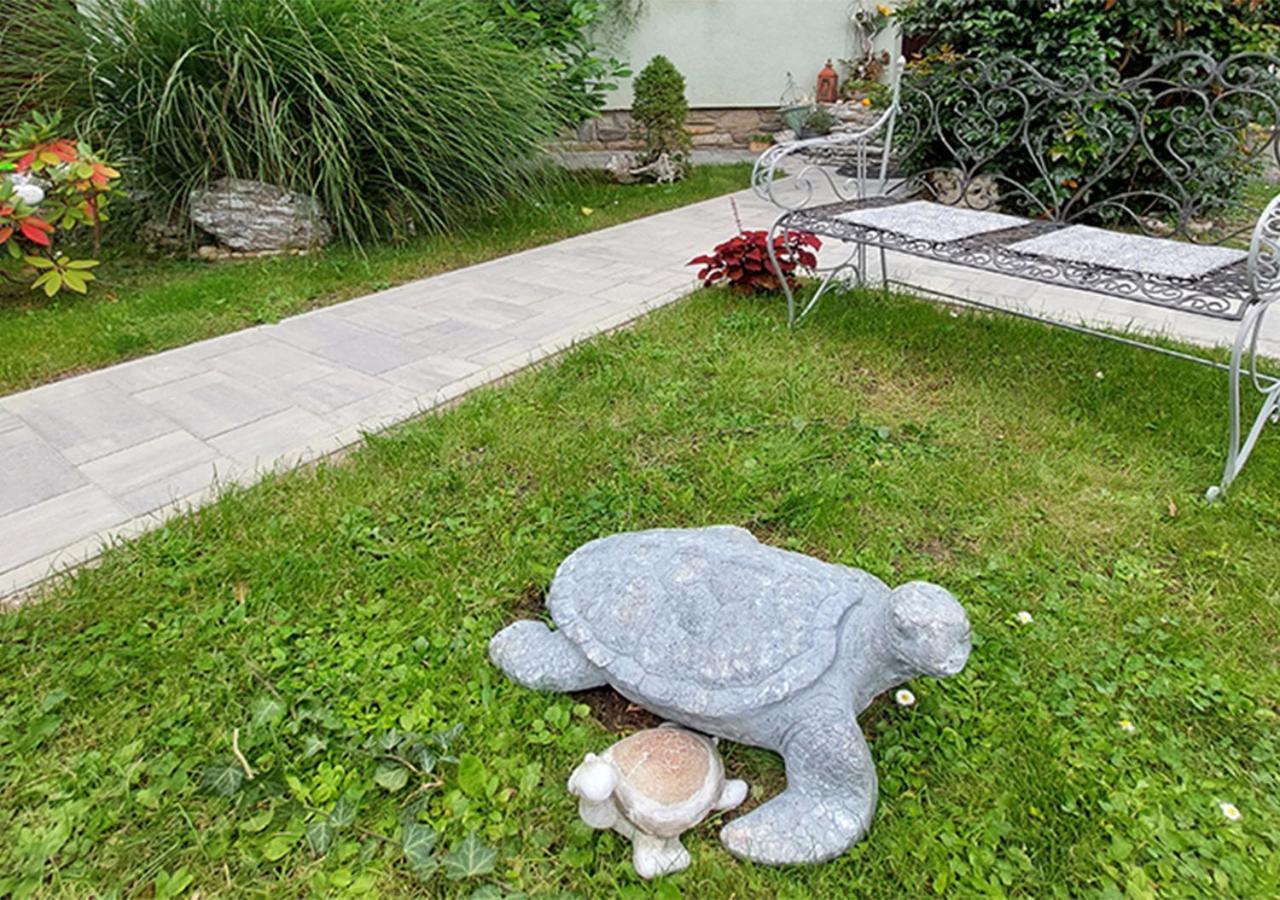 Rohonci Vendeghaz Hotel Kőszeg Buitenkant foto